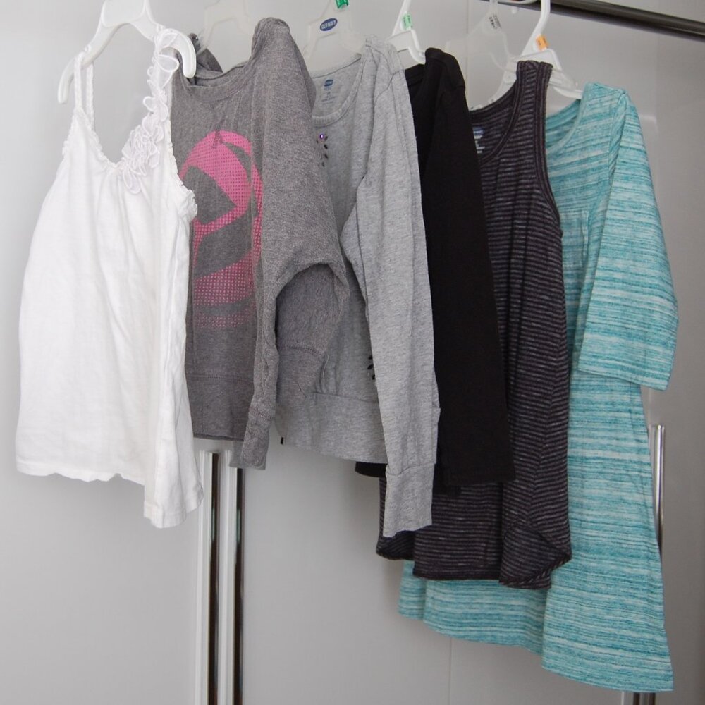 Old Navy Girls Size 6-7, Lot of 6 - Tops & Dresses